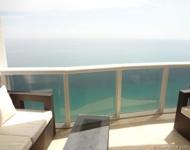 15901 Collins Ave - Photo Thumbnail 6