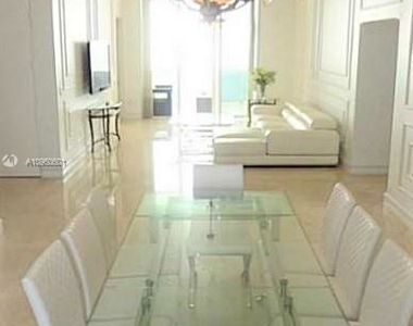 15901 Collins Ave - Photo Thumbnail 4