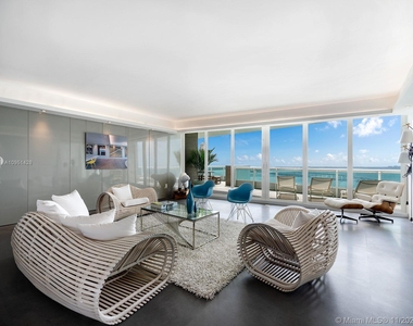 1643 Brickell Ave - Photo Thumbnail 0