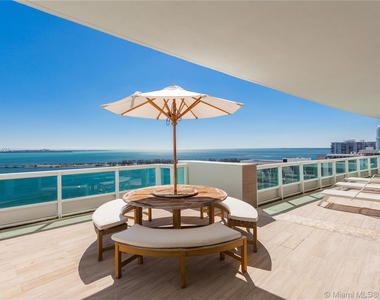 1643 Brickell Ave - Photo Thumbnail 7