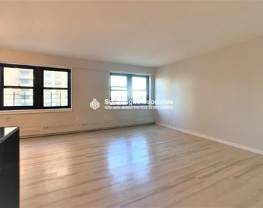 111 Wadsworth Avenue - Photo Thumbnail 2