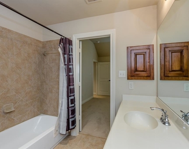 1215 Pendergrass Trail - Photo Thumbnail 39