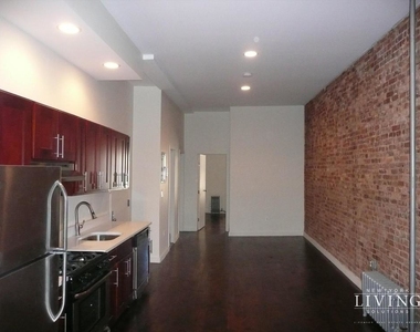 308 Tompkins Avenue - Photo Thumbnail 4