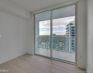 1080 Brickell Ave Fl 33131 - Photo Thumbnail 6