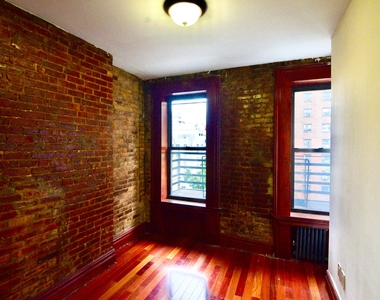 1646 Madison Avenue - Photo Thumbnail 4