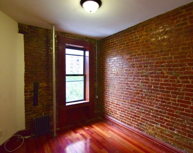 1646 Madison Avenue - Photo Thumbnail 5