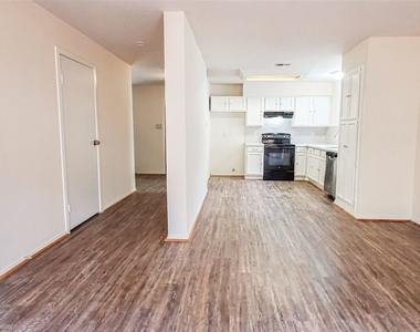 1516 E Red Cedar Cir - Photo Thumbnail 1