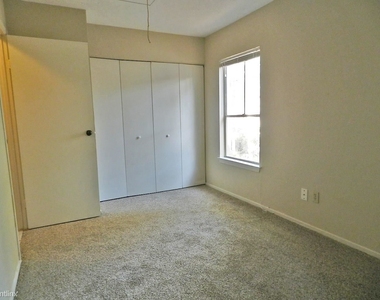 1516 E Red Cedar Cir - Photo Thumbnail 17