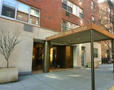 32 Gramercy Park South - Photo Thumbnail 7