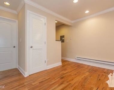 555 W Arlington Pl 309 - Photo Thumbnail 3