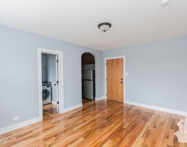 550 W Arlington Pl 310 - Photo Thumbnail 2