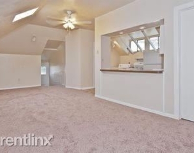 5901 Reiger Ave 5903 1/2 - Photo Thumbnail 3