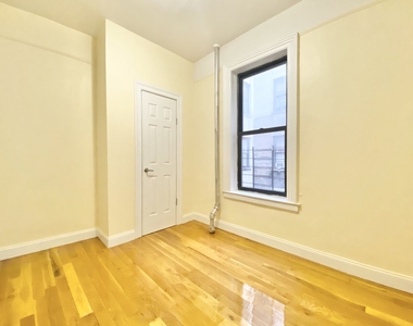 516 West 143rd Street - Photo Thumbnail 6