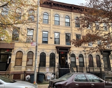 1340 Hancock Street - Photo Thumbnail 33