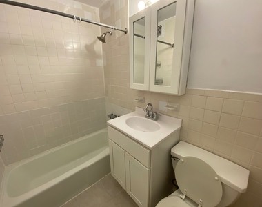 100 Broadway - Photo Thumbnail 4
