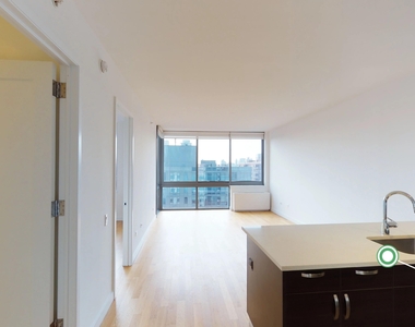 808 Columbus Avenue - Photo Thumbnail 5