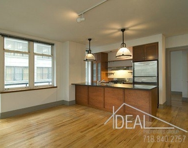No Fee! Perfect 1BR Apartment for Rent in DUMBO! - Photo Thumbnail 1