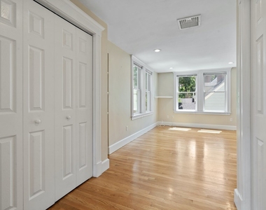 124 Bunker Hill St - Photo Thumbnail 35