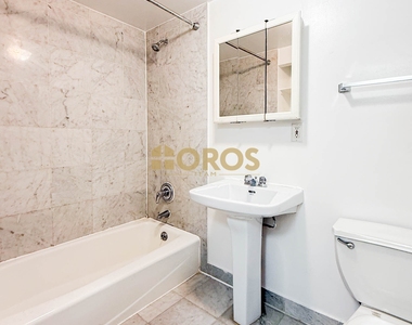 343 East 10th Street - Photo Thumbnail 10