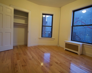 460 West 149th Street - Photo Thumbnail 4