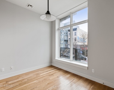 785 Dekalb Avenue - Photo Thumbnail 6