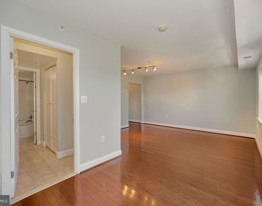 3611 38th Street Nw - Photo Thumbnail 1