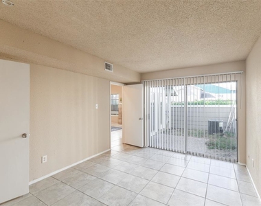 12129 Sandpiper Drive - Photo Thumbnail 14