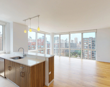 775 Columbus Avenue - Photo Thumbnail 3