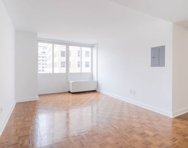 111 Lawrence Street - Photo Thumbnail 6
