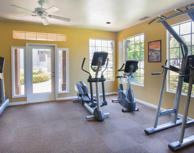 2851 Bedford Lane - Photo Thumbnail 12