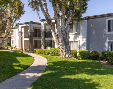 2851 Bedford Lane - Photo Thumbnail 1