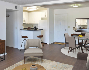 9400 La Tijera Blvd. - Photo Thumbnail 6
