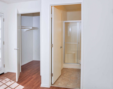 9400 La Tijera Blvd. - Photo Thumbnail 17