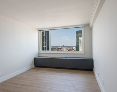 3 Longfellow Place - Photo Thumbnail 58