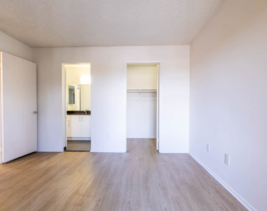3500 Hathaway Ave. - Photo Thumbnail 17
