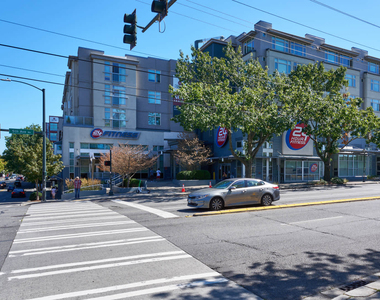 10720 5th Ave Ne - Photo Thumbnail 53
