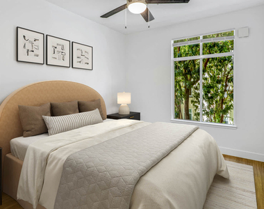 1101 Park Pl. - Photo Thumbnail 14