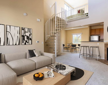 230 North Kenwood Street - Photo Thumbnail 7