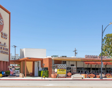 230 North Kenwood Street - Photo Thumbnail 26