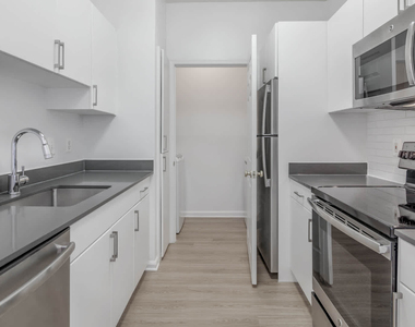 3700 Richmond Hwy - Photo Thumbnail 4