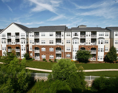 3700 Richmond Hwy - Photo Thumbnail 1
