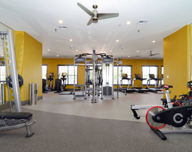 3700 Richmond Hwy - Photo Thumbnail 18