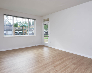 21623 16th Drive Se - Photo Thumbnail 5