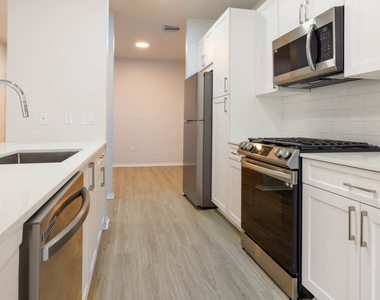 6150 De Soto Avenue - Photo Thumbnail 47