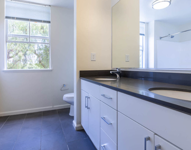 24905 Magic Mountain Parkway - Photo Thumbnail 20