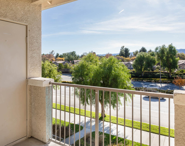 24905 Magic Mountain Parkway - Photo Thumbnail 18