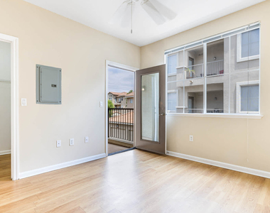 24905 Magic Mountain Parkway - Photo Thumbnail 28