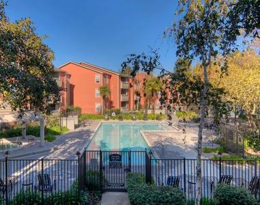 440 Dixon Landing Road - Photo Thumbnail 8
