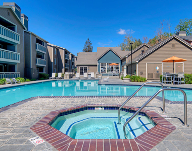 440 Dixon Landing Road - Photo Thumbnail 10