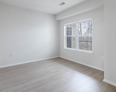 11727 Fairfax Woods Way - Photo Thumbnail 41